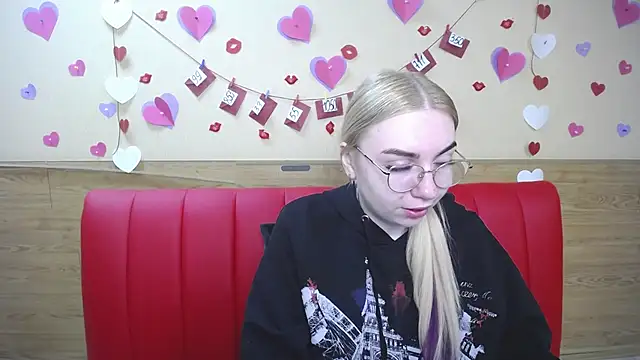 BeatriceFly online show from March 1, 2025, 6:35 am