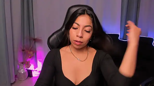 Snapshot of Mia_Gothzx chatting on December 27, 2024, 3:37 pm Mia Gothzx online show from December 27, 2024, 3:37 pm