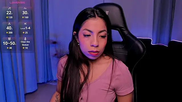 Snapshot of Mia_Gothzx chatting on January 13, 2025, 1:17 pm Mia Gothzx online show from January 13, 2025, 1:17 pm