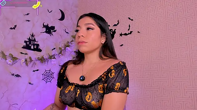 Snapshot of Mia_Gothzx chatting on October 29, 2025, 12:40 pm Mia Gothzx online show from October 29, 2025, 12:40 pm