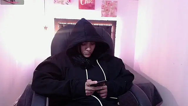 miichael black online show from December 18, 2024, 10:57 pm