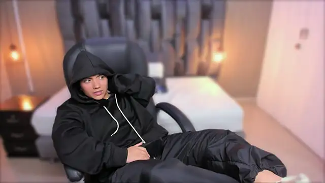 miichael black online show from December 19, 2024, 4:45 am