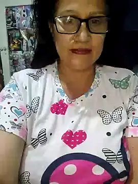 Snapshot of Edged_Hot69 chatting on April 8, 2026, 2:44 am Edged Hot69 online show from April 8, 2026, 2:44 am