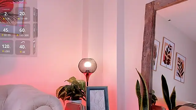 DahianaWalcott online show from September 17, 2025, 7:15 pm