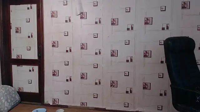 TasyaBigTTs online show from November 28, 2025, 1:14 pm