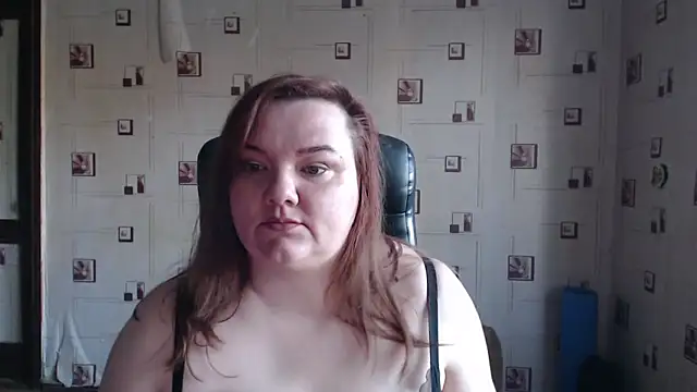 Snapshot of TasyaBigTTs chatting on April 5, 2026, 3:31 pm TasyaBigTTs online show from April 5, 2026, 3:31 pm