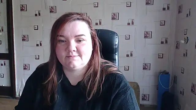 Snapshot of TasyaBigTTs chatting on April 15, 2026, 1:29 pm TasyaBigTTs online show from April 15, 2026, 1:29 pm