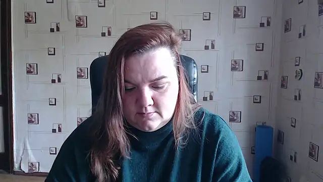 Snapshot of TasyaBigTTs chatting on April 20, 2026, 8:28 am TasyaBigTTs online show from April 20, 2026, 8:28 am