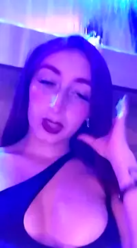 valeriikiss online show from March 18, 2025, 1:10 am