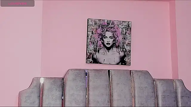 karol noa online show from February 4, 2025, 3:22 am