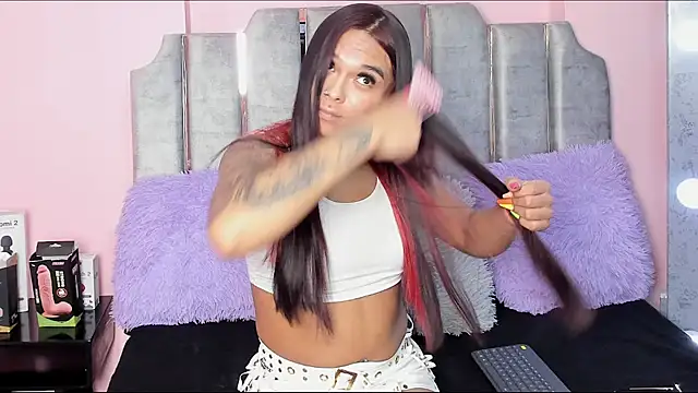 karol noa online show from February 25, 2025, 10:04 am