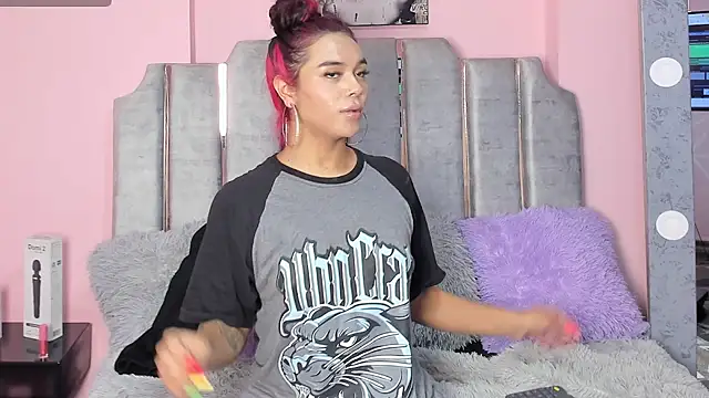 karol noa online show from March 8, 2025, 3:39 am