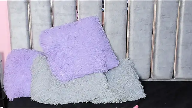 karol noa online show from March 9, 2025, 6:50 am