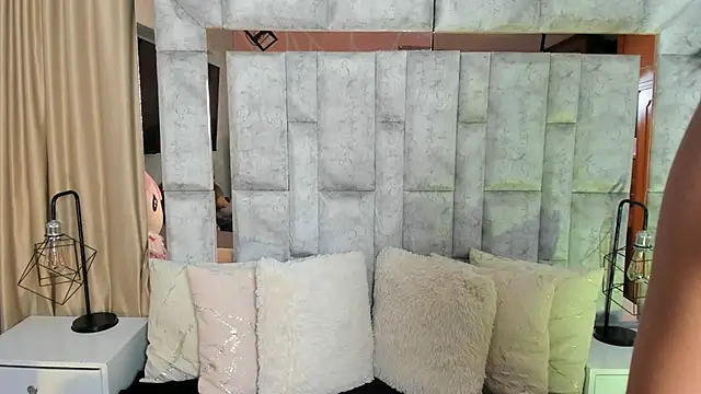 karol noa online show from September 10, 2025, 11:54 am