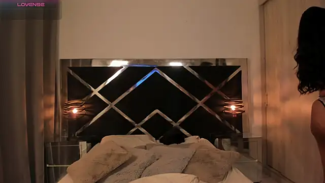 stefycherry online show from November 15, 2025, 10:48 pm