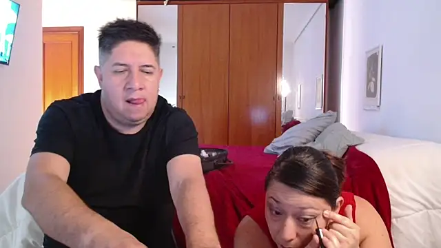 THIAGOEVA online show from June 21, 2026, 8:06 am