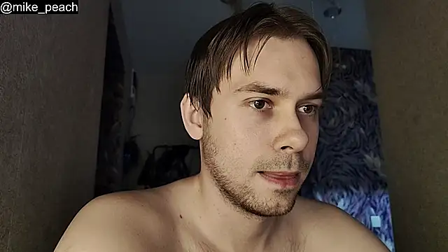 Snapshot of mike_peach chatting on December 5, 2025, 6:11 am mike peach online show from December 5, 2025, 6:11 am