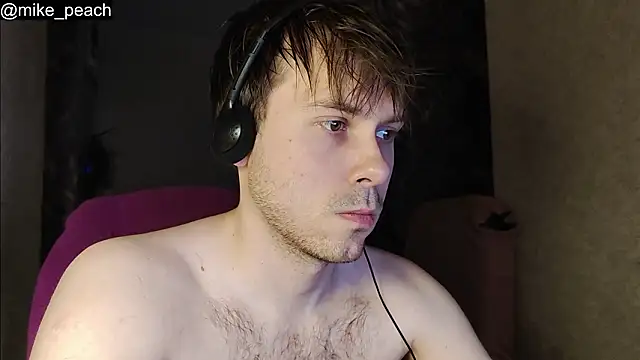 Snapshot of mike_peach chatting on February 27, 2026, 11:49 pm mike peach online show from February 27, 2026, 11:49 pm