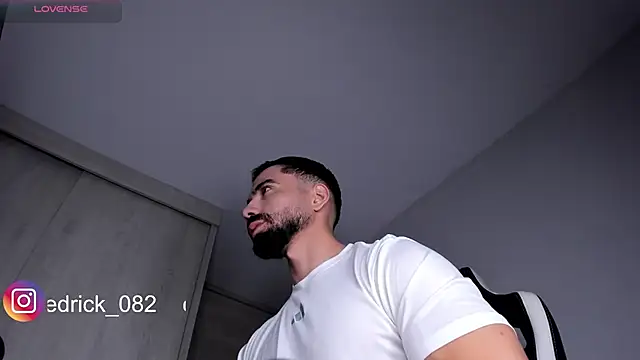 Snapshot of edrick_walton1 chatting on January 7, 2025, 11:24 pm edrick walton1 online show from January 7, 2025, 11:24 pm