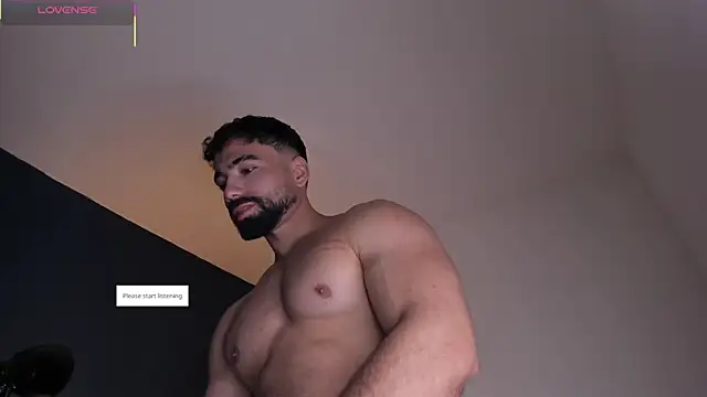 Snapshot of edrick_walton1 chatting on October 21, 2025, 10:27 am edrick walton1 online show from October 21, 2025, 10:27 am
