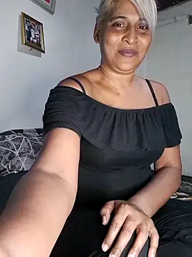 Goodgirlsue 77 online show from June 7, 2026, 5:49 pm