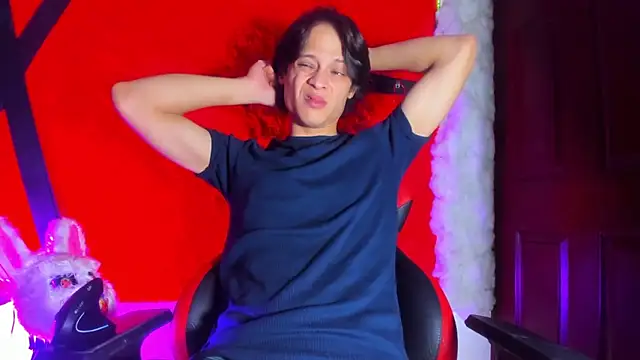 LilOwen  online show from March 22, 2026, 4:32 pm