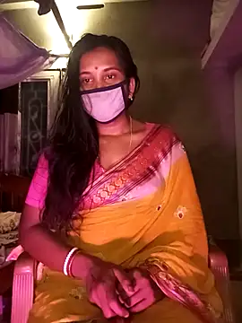 Greenchilli17 online show from February 24, 2025, 2:04 pm