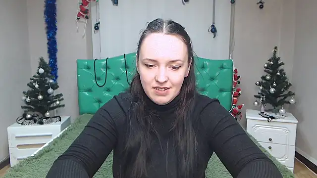 IsabelBlackberry online show from December 28, 2024, 9:20 am