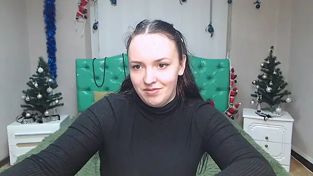 IsabelBlackberry online show from December 28, 2024, 12:24 pm
