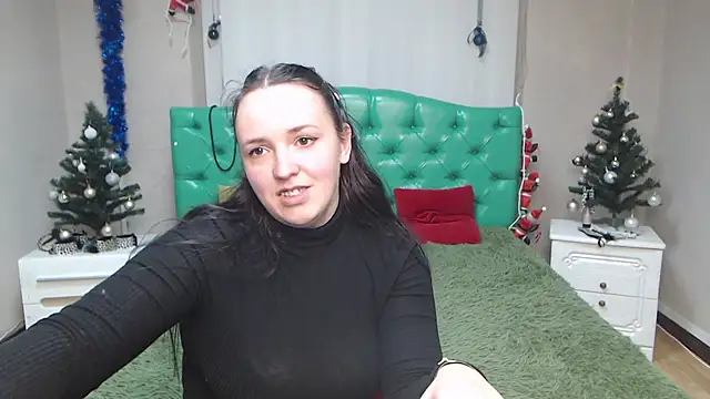 IsabelBlackberry online show from December 28, 2024, 3:26 pm