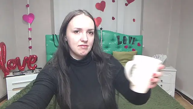 IsabelBlackberry online show from December 1, 2025, 6:07 am