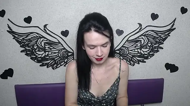 Snapshot of JasmineKouch chatting on September 10, 2025, 5:24 pm JasmineKouch online show from September 10, 2025, 5:24 pm