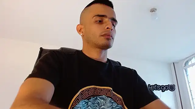crosnosCarter online show from March 3, 2025, 10:42 pm