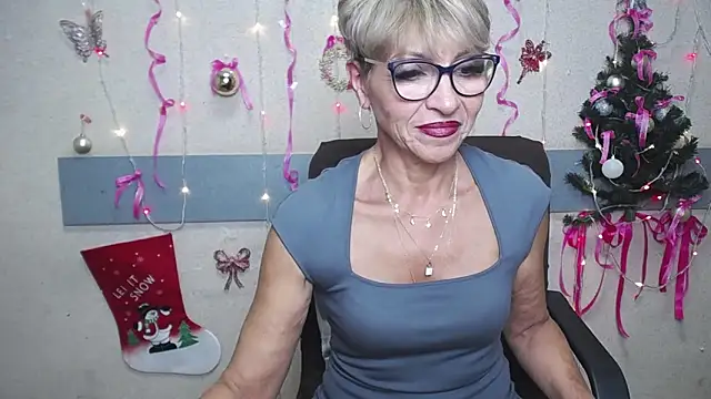 EllaBonito online show from December 22, 2024, 9:44 am