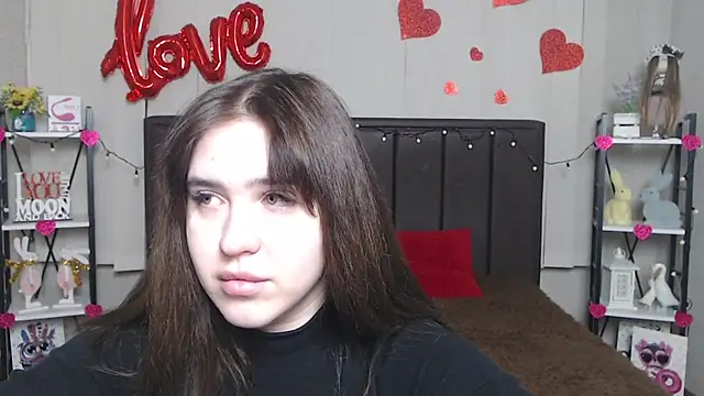LauraHlot online show from February 16, 2025, 12:52 am