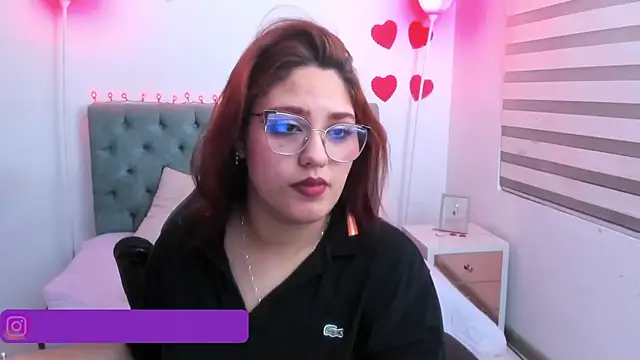 Camiila Osorio online show from February 23, 2025, 10:06 am
