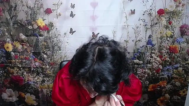 LuciaMii online show from October 13, 2025, 5:13 pm