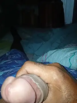 taylorWiiz online show from November 11, 2025, 4:12 am