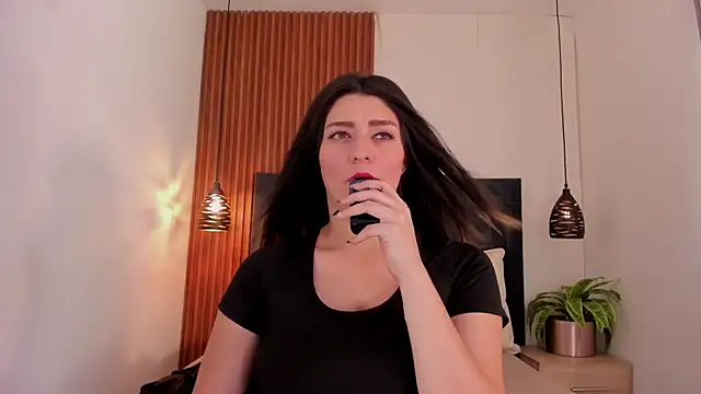 SARA STONE17 online show from December 11, 2024, 7:36 pm