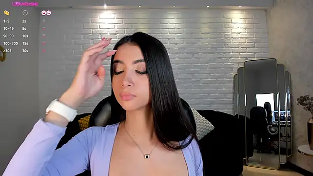 ValeriaVelvet online show from January 17, 2025, 5:51 pm