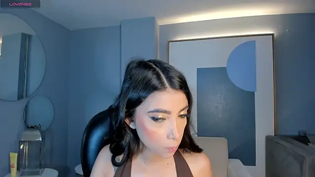 Snapshot of ValeriaVelvet chatting on July 9, 2026, 12:09 pm ValeriaVelvet online show from July 9, 2026, 12:09 pm