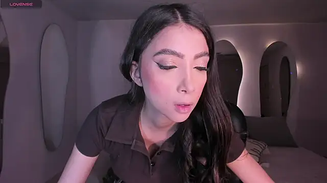 Snapshot of ValeriaVelvet chatting on July 23, 2026, 12:03 pm ValeriaVelvet online show from July 23, 2026, 12:03 pm