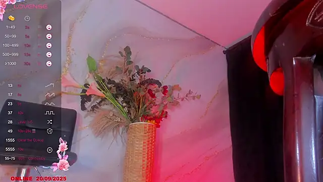 Karla-Ebony online show from September 20, 2025, 2:18 pm