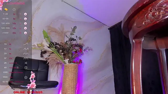 Karla-Ebony online show from October 12, 2025, 2:05 pm