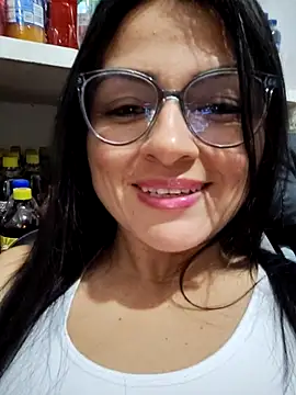 Snapshot of Linda_Lars chatting on February 18, 2026, 2:40 am Linda Lars online show from February 18, 2026, 2:40 am