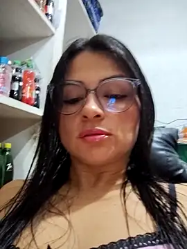 Snapshot of Linda_Lars chatting on March 5, 2026, 2:18 am Linda Lars online show from March 5, 2026, 2:18 am