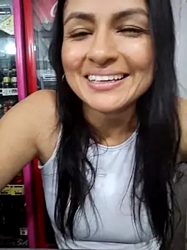 Linda Lars online show from May 2, 2026, 2:16 am
