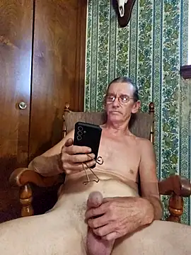 Snapshot of coolbrease10 chatting on September 27, 2025, 10:48 pm coolbrease10 online show from September 27, 2025, 10:48 pm