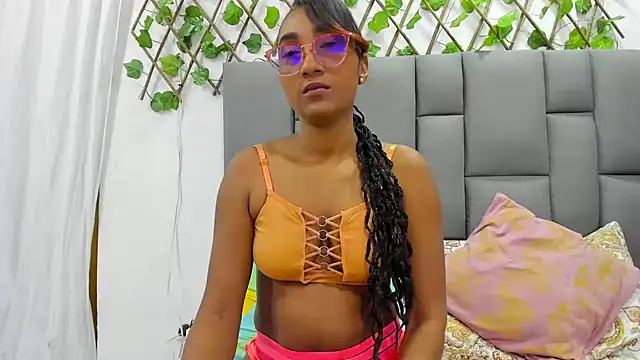 MurphyAngelina online show from December 7, 2024, 2:42 am