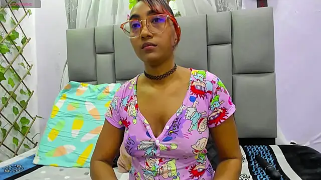 Snapshot of MurphyAngelina chatting on October 9, 2025, 3:15 am MurphyAngelina online show from October 9, 2025, 3:15 am